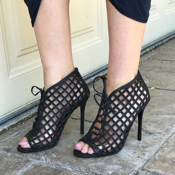 NIB Destino Woven Caged Lace Up Leather Booties - Picture 2 of 7